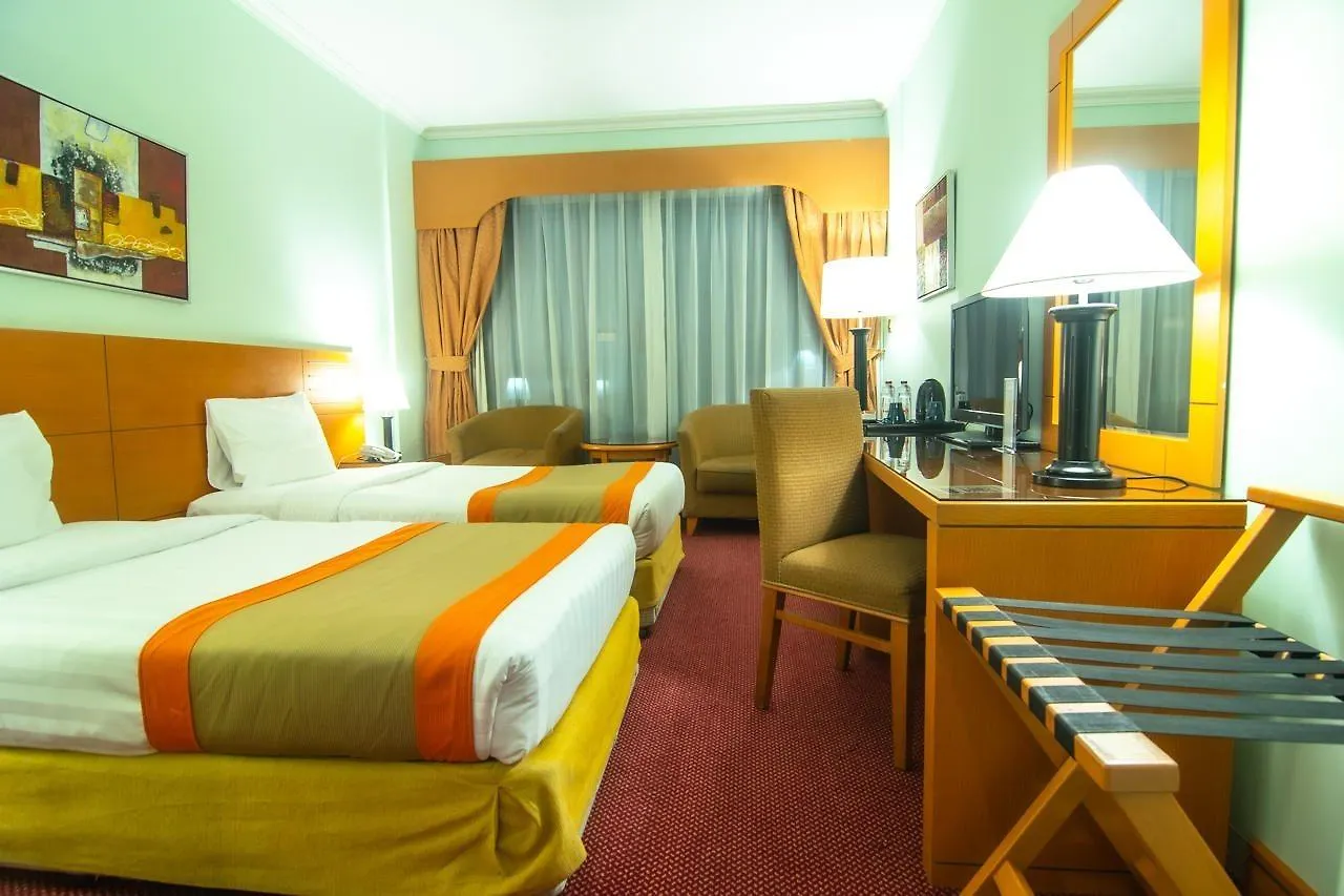 Golden Tulip Deira Hotel Dubai