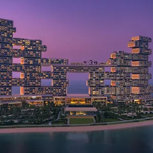 Курортный комплекс Atlantis The Royal, Дубай