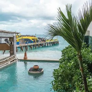 La Palma Beachfront Boutique - Self Check In Hotel Cancún