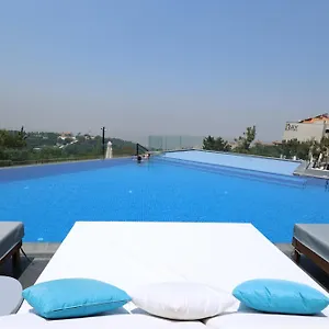 **** فندق The Ray And لبنان